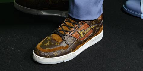 scarpe louis vuitton alte uomo|Sneakers di lusso uomo, scarpe da uomo .